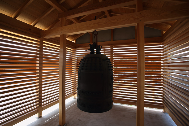 お寺の鐘