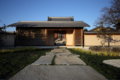 お寺の門